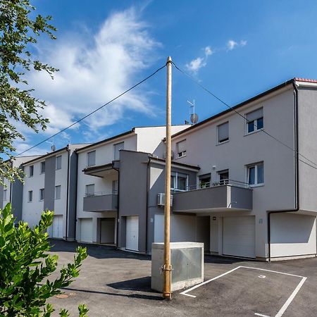 Lux Apartment Medulin Istria Exterior foto